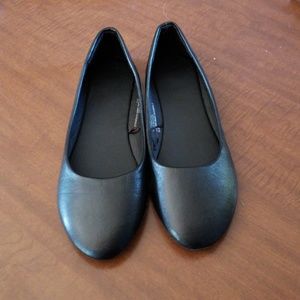 Black flats